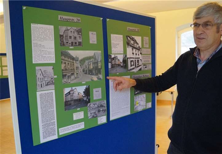 Klaus Layendecker investierte in seine Ausstellung über 100 Stunden Arbeit.TT