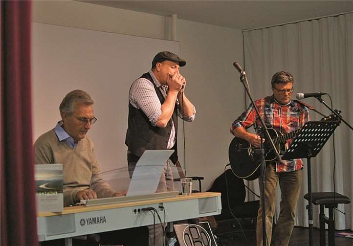 Klaus Sulzbacher, Martin Schwaab, Jörg Schmitt-Kilian sorgten auch für den musikalischen Rahmen.