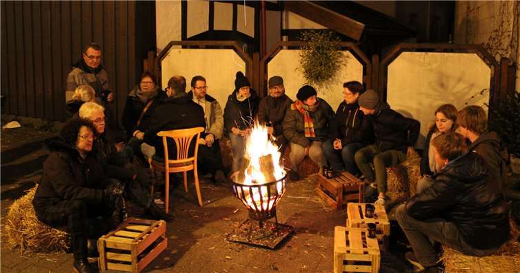 Klein und gemütlich: Das lockt jedes Jahr zahlreiche Besucher an den Niddehöde Backes.DU