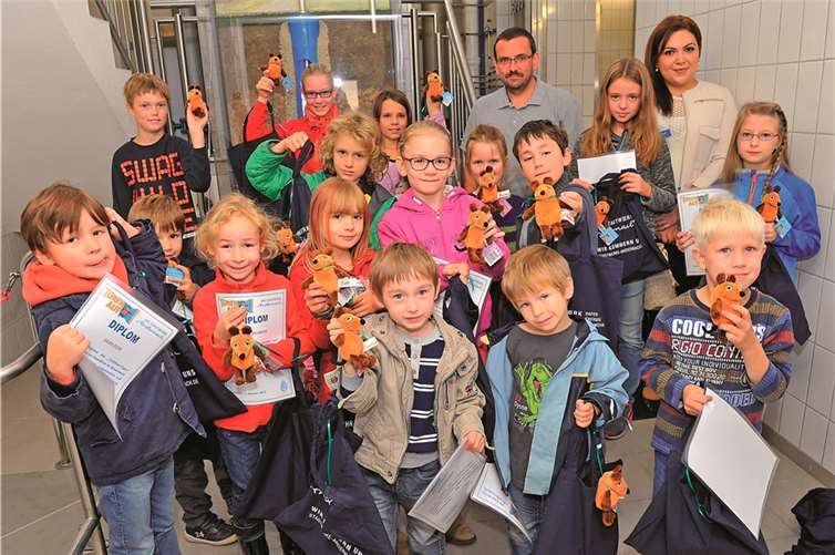 Kleine und große Maus-Fans erkunden das Wasserwerk Feldfrieden in Andernach. 