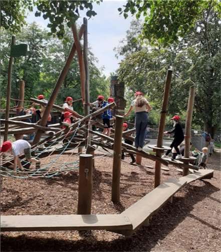 Kletter-Ausflug. Foto: AWO Bezirksverband Rheinland e.V.