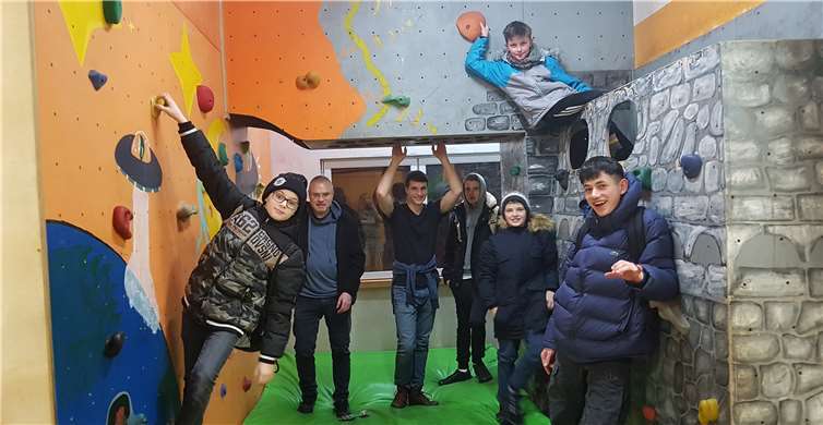 Klettern und Bouldern standen für die Explorer Boys auf dem Programm.Foto: privat