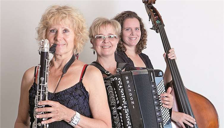 „Klezmers Techter“ laden zu ihrem neuen Programm in die Ahrweiler Synagoge ein. privat