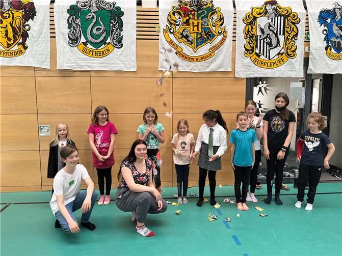 Mini Hogwarts - Zauberwoche Knapp 40 Kinder tauchten in die Welt der Hexerei und Zauberei ab. Quelle: VG Weißenthurm
