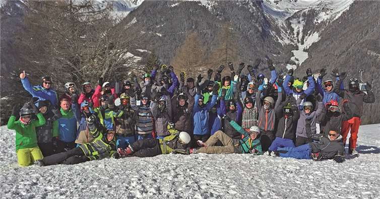 Knapp 50 Schüler und Lehrer der Boeselager-Realschule Ahrweiler verbrachten eine gemeinsame Skiwoche im Ahrntal/Südtirol. privat