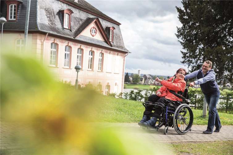 Knapp 75 Menschen engagieren sich aktiv ehrenamtlich im Heinrich-Haus für Menschen, die dort leben, lernen und arbeiten.Foto: Heinrich-Haus