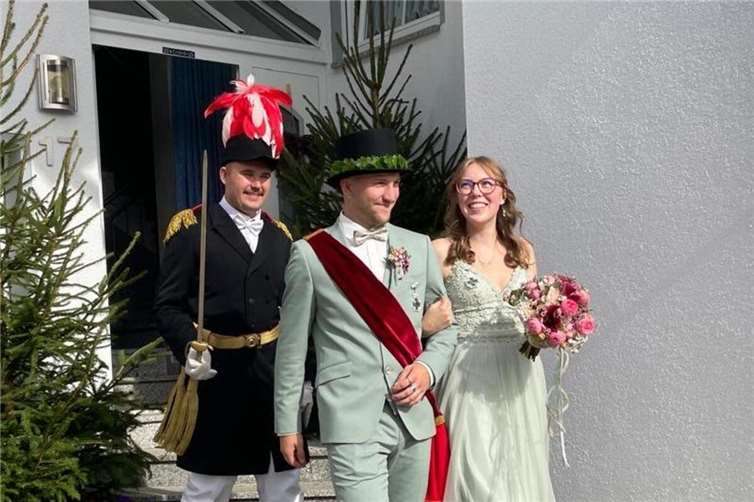 König Fabian Stümper und Königin Marie Kröll.Fotos: Helmut Kröll