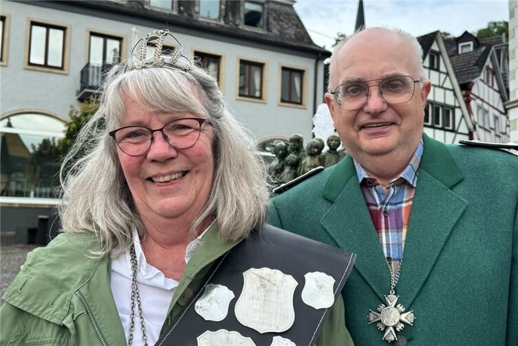 KönigspaarLinz/ Rhein 20222  Ina und Leo Ronken