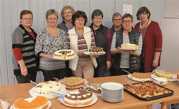 Köstliche Kuchen verkaufte die Frauengemeinschaft Hönningen-Liers. SES