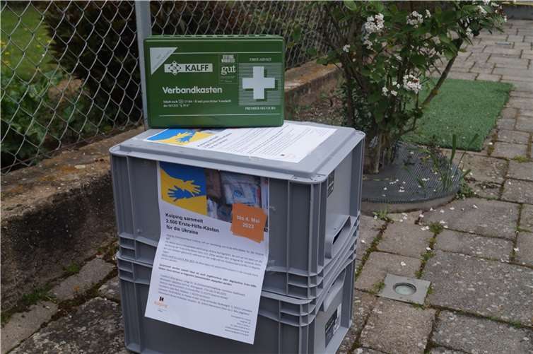 Kolping sammelt Erste-Hilfe-Kästen für die Ukraine.  Foto: Kolping St. Martin