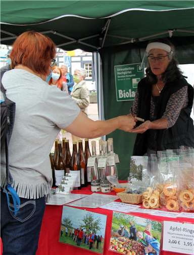 Kommunikation und Information zwischen Erzeugern und Verbrauchern ist ein zentrales Anliegen der nachhaltigen Marktidee.