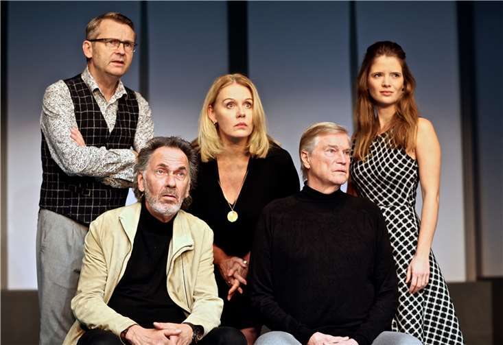 „Escape Room“ und „Komplexe Väter“ Komplexe Väter Foto: Schlosstheater