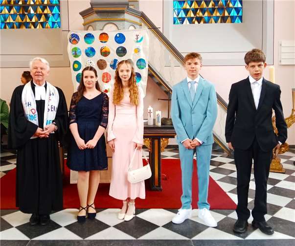 Konfirmation in Oberwinter .  Foto: privat