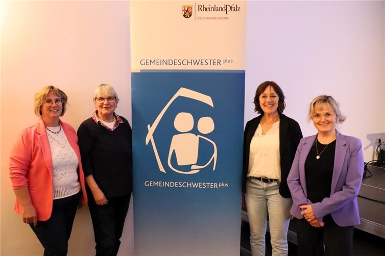 Konnten alle Anwesenden für die Arbeit der Gemeindeschwester plus begeistern (vlnr): Sabine Günther, Sr Barbara Spielhoff, Michaele Meudt und Natalia Goldschmied.