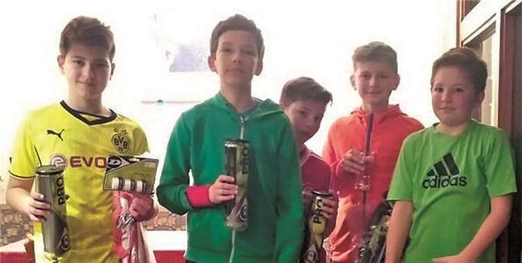 Konstantin Gounas, Jan Bewersdorff, Fabian Zimmer, Jonas Feist und Max Werf (v.l.). privat