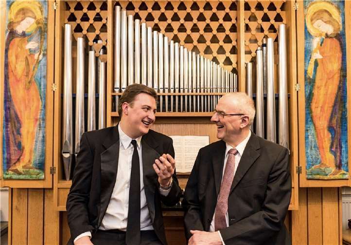 Konstantin Paganetti und sein Vater Bernd Kämpf präsentieren niederländische Kompositionen bei der Bendorfer Marktmusik. Foto: privat