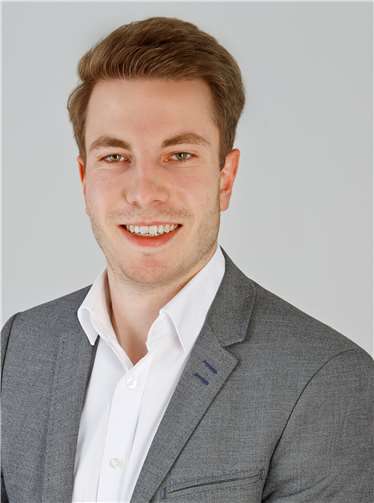 Konstantin Prinz (26, Wissenschaftlicher Mitarbeiter)