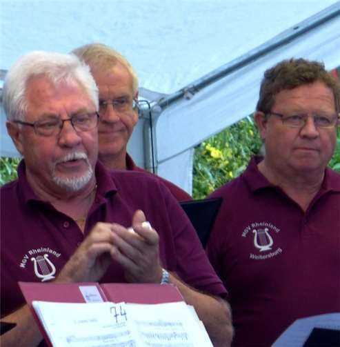 Konzentration auf den nächsten Liedbeitrag.