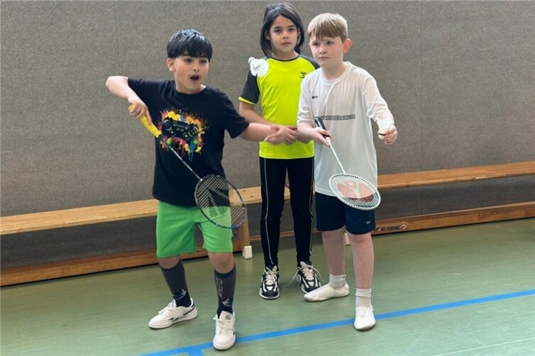 Konzentriert bei der Sache waren die Schülerinnen und Schüler beim Badmintonschnuppertag