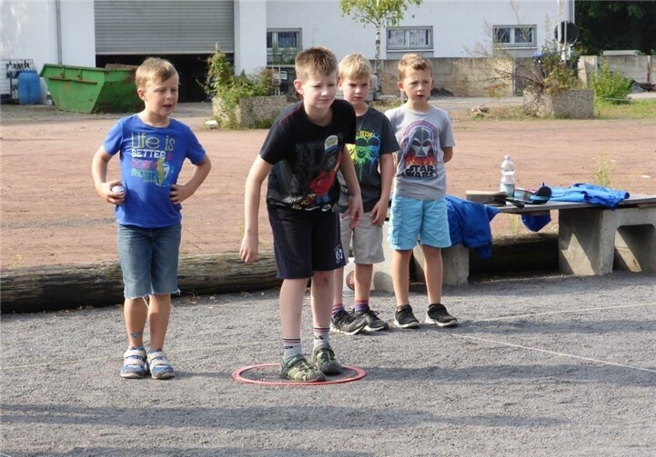 Konzentriert gingen die Kinder zu Werke. privat
