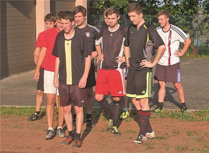 Konzentriertes Arbeiten im Training ist im Vorfeld der anstehenden Meisterschaftsspiele angesagt.privat