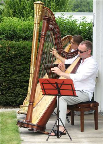 Konzert mit dem Harfen-Duo Andrea Thiele und Dr. Kai Nürnberger. Gemeinde Wachtberg/mm
