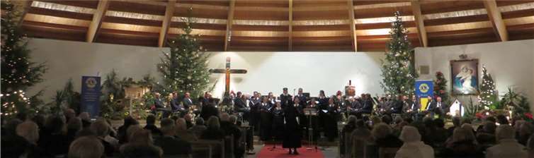 Konzertorchester Koblenz und Vokalensemble der Schönstätter Marienschwestern geben ein Weihnachtskonzert - für den guten Zweck, organisiert vom Lions Club Vallendar.