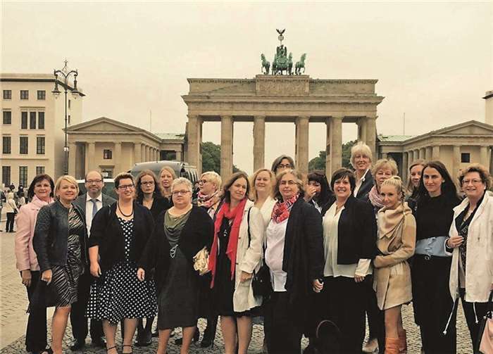Koordinatoren der rheinlandpfälzischen Häuser reisten zum Vorkongress und Bürgerfest nach Berlin. privat