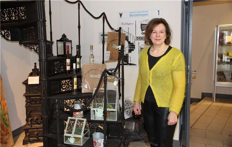 Kornelia Laubach von der Tourist-Info im Schloss Sayn.