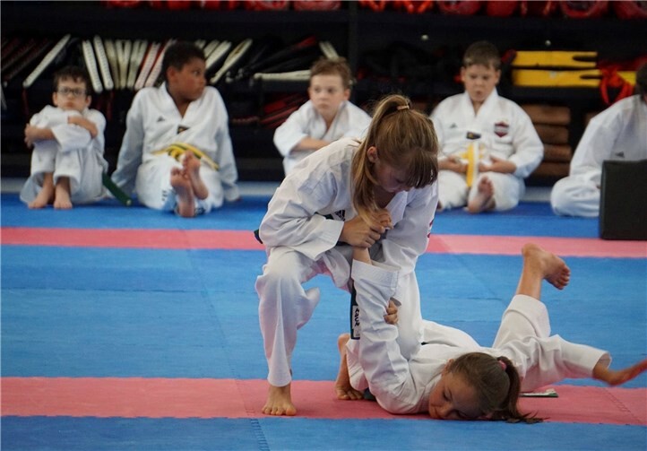 Kostenloses Schnuppertraining in Swisttal-Buschhoven.Natalie Kayper-Mensah