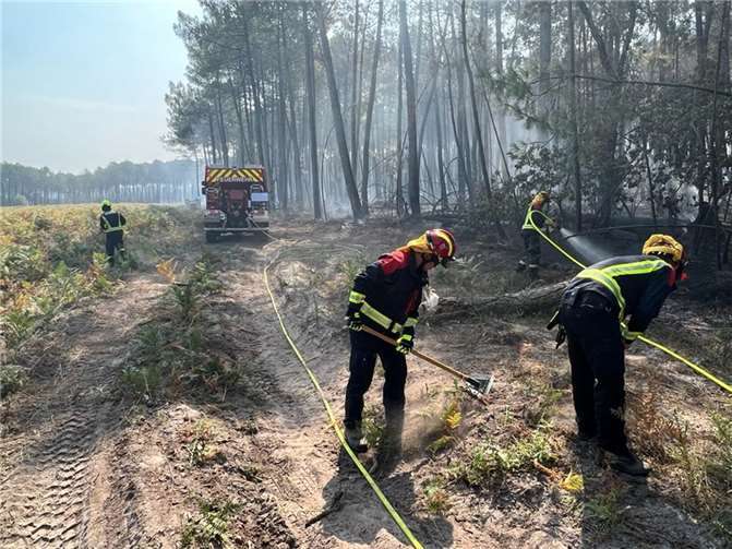 Waldbrand in Südfrankreich: Zahlreiche Einsatzkräfte aus NRW im Einsatz Kräfte aus Bonn im Einsatz.