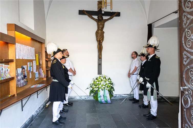 Kranzniederlegung. 