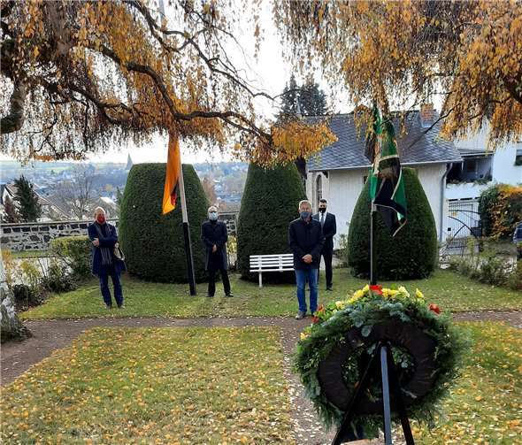 Kranzniederlegung auf dem Friedhof.Foto: privat