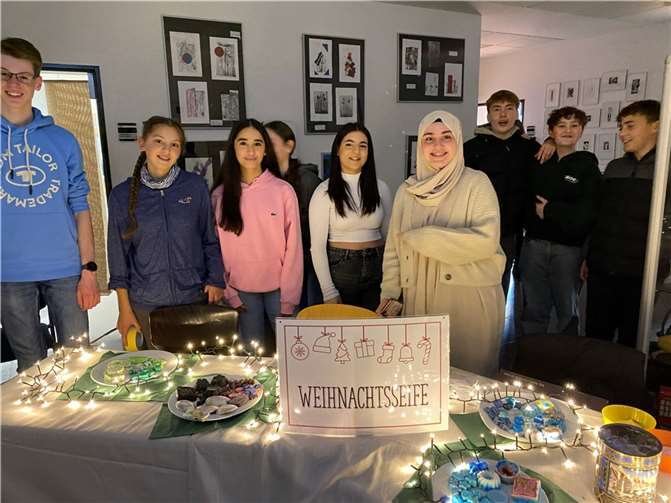 Kreative Eigenproduktionen auf dem Weihnachtsmarkt des SGR: Weihnachtsseife. Fotos: privat