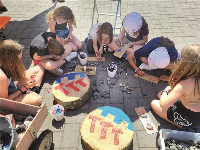 Kreative Kids aller Altersgruppen.