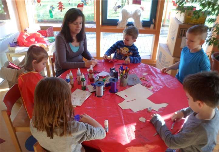 Kreatives Adventsbasteln in der Kita.Privat