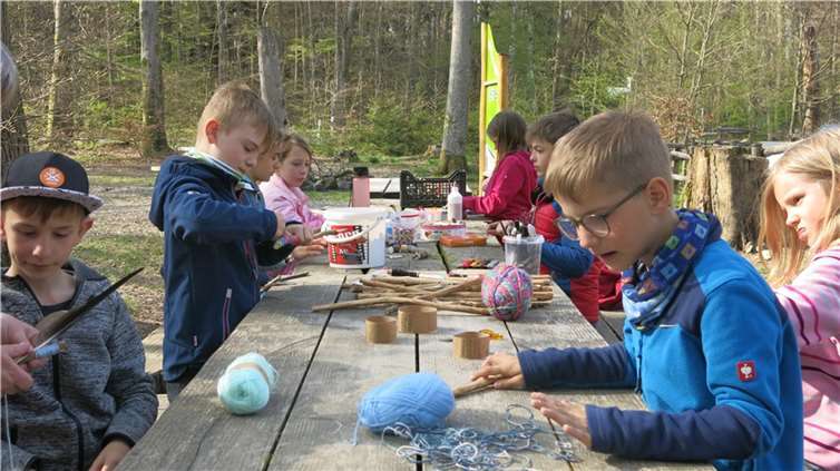 Kreatives Basteln mit Naturmaterialien. Foto: privat