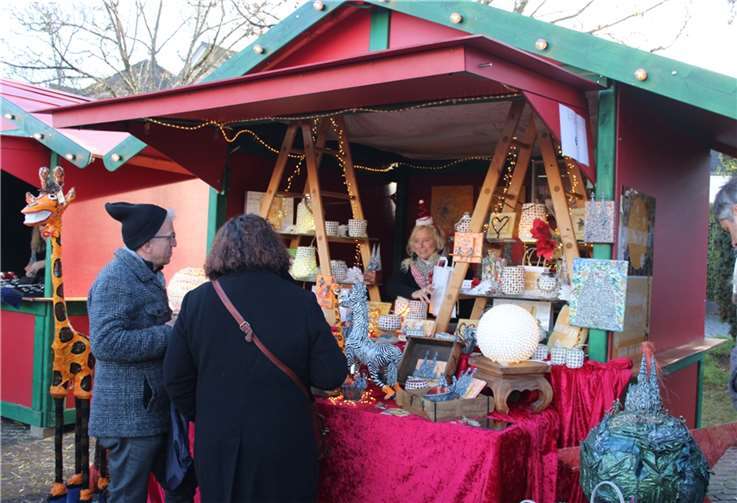 Kreatives Kunsthandwerk ist festerBestandteil des Rheinbacher Weihnachtsmarktes.