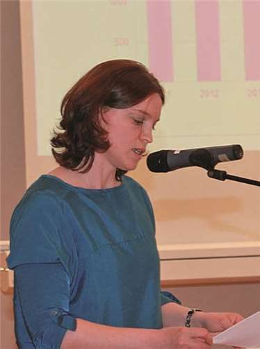 Kreisgeschäftsführerin Doreen Borges präsentierte nicht ohne Stolz auf das Erreichte den Geschäftsbericht für 2014. privat