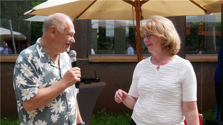 Kreisvorstands-Sprecher Torsten Klein im Gespräch mit der Bundestagsabgeordneten Tabea Rößner. Fotos: privat