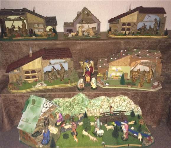 Krippen von Werner Schütz sind nun erhältlich. Privat