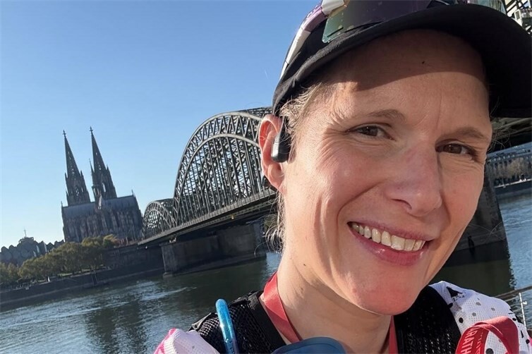 Krystina Kneip feiert Marathon-Debut in Köln