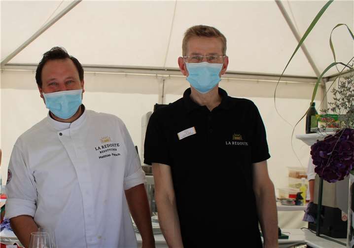 Küchenchef Matthias Pietsch (links) vom „La Redoute“ in Bad Godesberg war erstmals beim Köchemarkt vertreten.