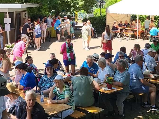 Kühr feiert – vielfältig, fröhlich und familiär.