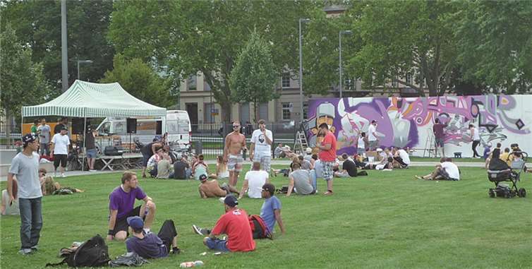 Künstler und Fans trafen sich in entspannter Atmosphäre zum gemeinsamen Austausch.privat
