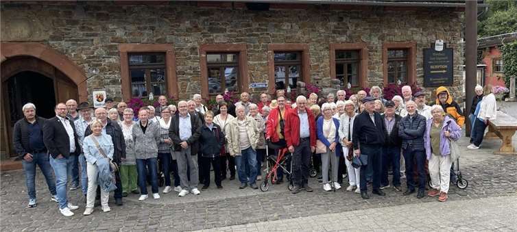 Kürrenberger Senioren erleben Tradition und Genuss in der Vulkaneifel.  Foto: Sascha Flinsch