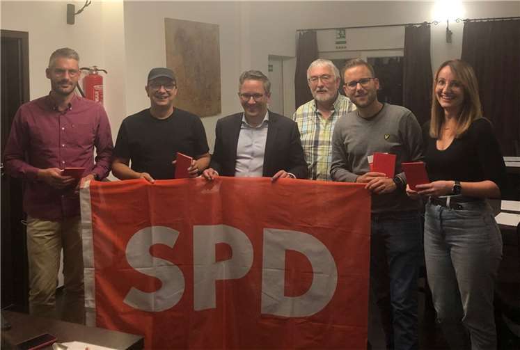 Kürzlich durfte der Bendorfer SPD-Ortsvereins Vorsitzende Karl-Rudolf Goergen einige Neulinge begrüßen.Foto: privat