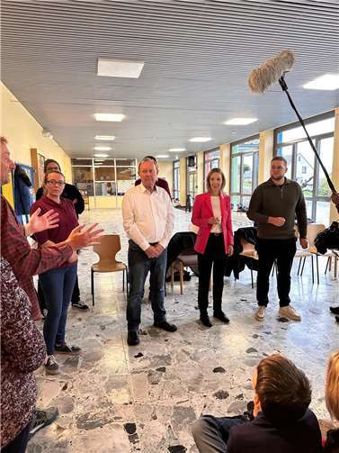 Kürzlich waren Demuth und Diedenhofen in der Grundschule St. Johannes in Erpel.Foto: privat