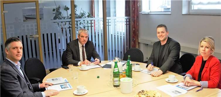 Kürzlich waren die Neuwieder Landtagsabgeordnete Lana Horstmann und der heimische Bundestagsabgeordnete Martin Diedenhofen zum Austausch im evangelischen Krankenhaus in Dierdorf.  Foto: Anja Nassen