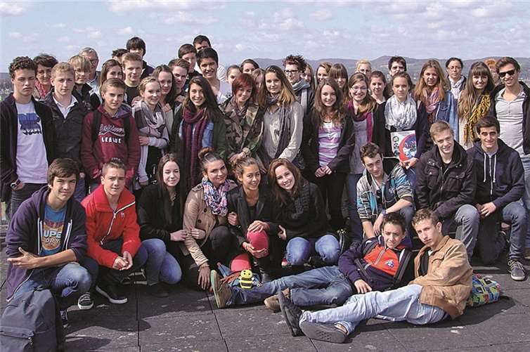 Kürzlich waren zum ersten Mal Schülerinnen und Schüler der neuen Partnerschule, dem Lycée Victor Hugo aus Lunel, in Neuwied zu Gast.privat